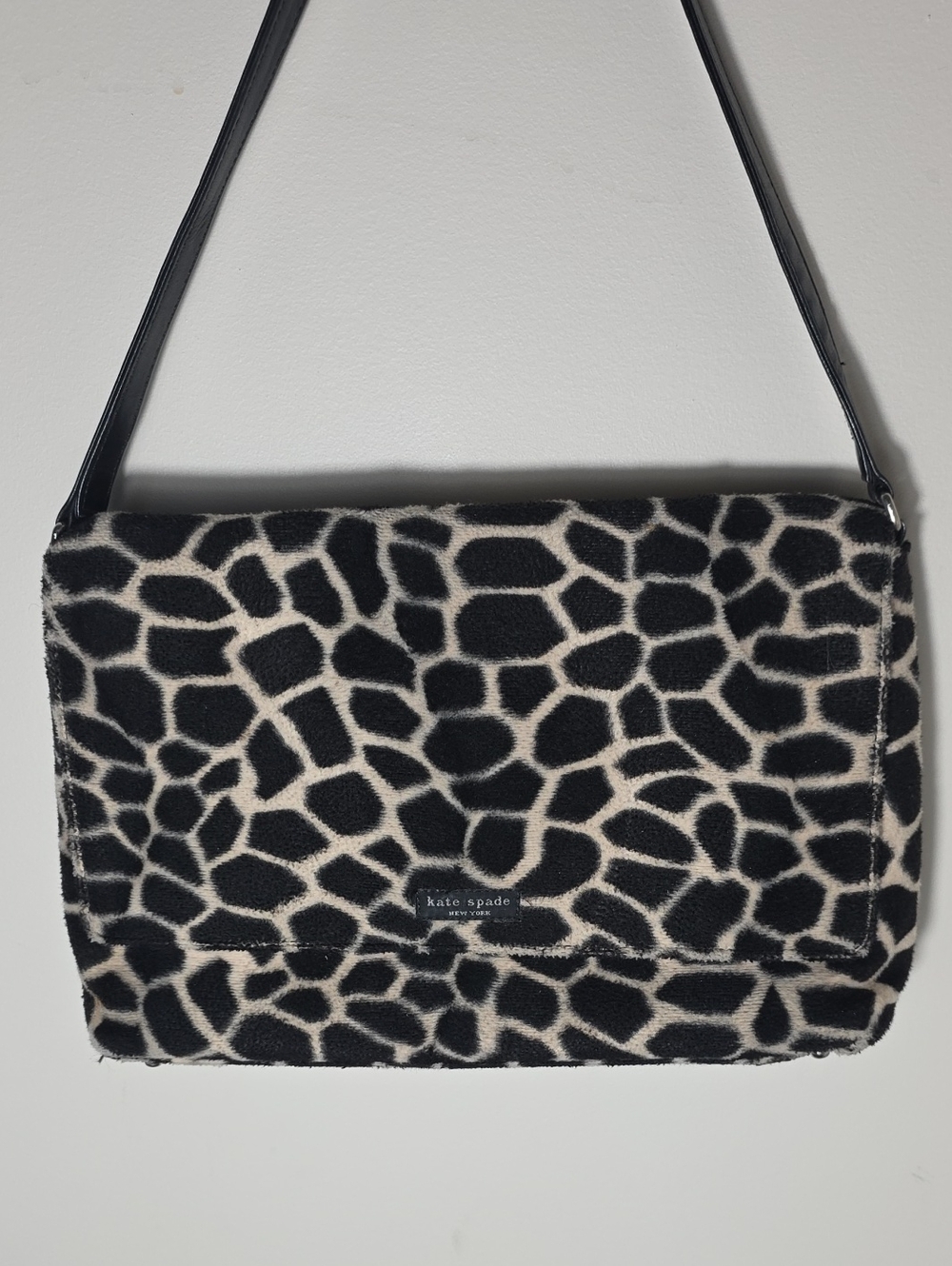 kate spade Black and White Giraffe-Pattern Shoulder Bag